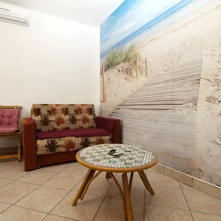 Fuer 3 Personen Ca 32 Qm In Fazana, Istrien Istrische Riviera 法扎纳